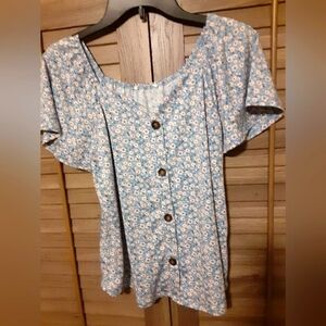 Floral top